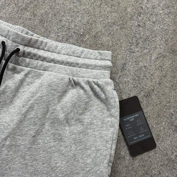 Fabletics Year Round Terry Shorts Men L Gray 7" Sweatshorts - Picture 3 of 13